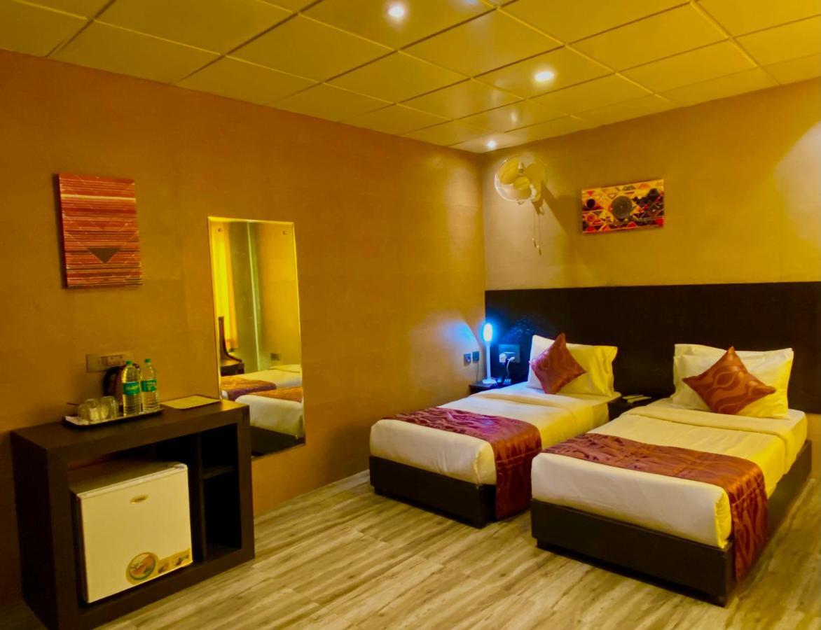 גרייטר נוידה Ace Prime Hotel מראה חיצוני תמונה