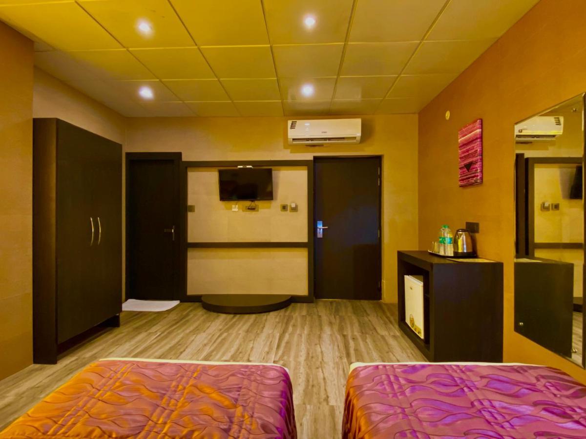 גרייטר נוידה Ace Prime Hotel מראה חיצוני תמונה