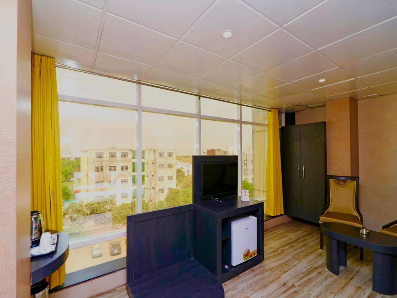 גרייטר נוידה Ace Prime Hotel מראה חיצוני תמונה