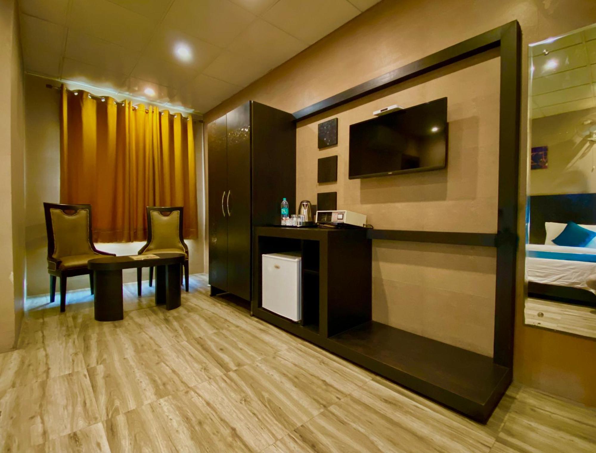 גרייטר נוידה Ace Prime Hotel מראה חיצוני תמונה